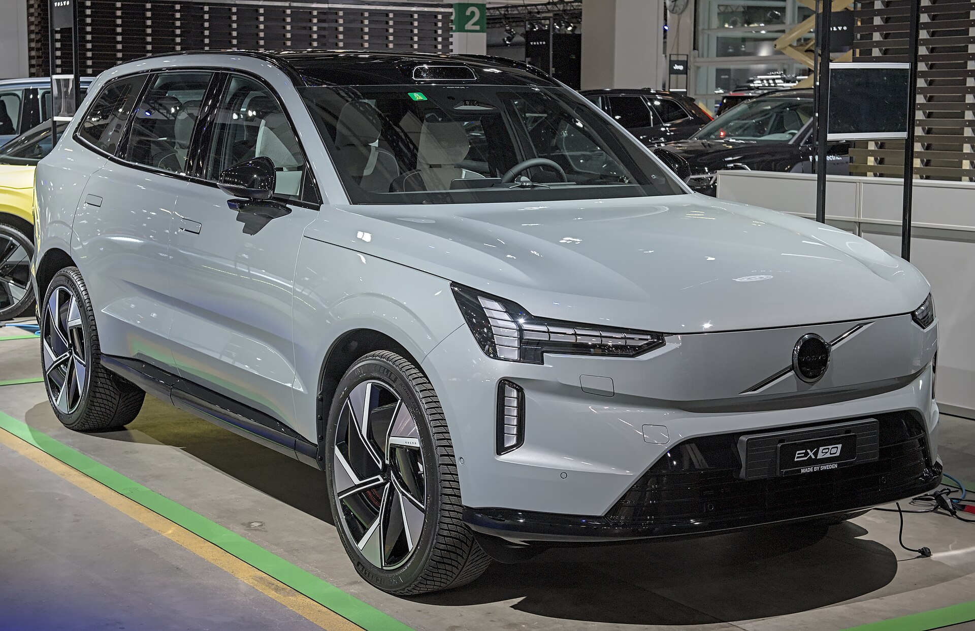 Volvo EX90